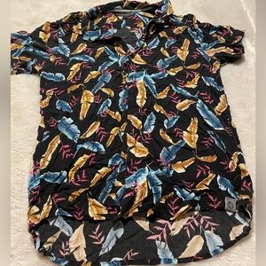 Multicolored men’s button down, super soft from Free Plant, fits like s/m